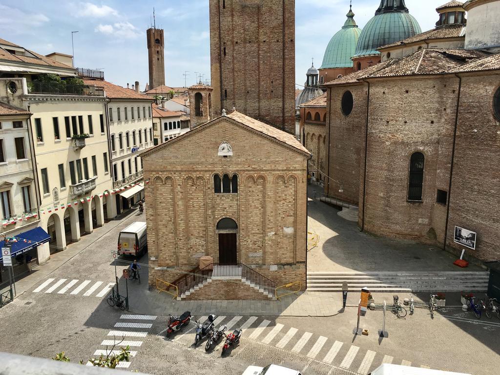 La Loggia Al Duomo - Treviso Apartment Luaran gambar